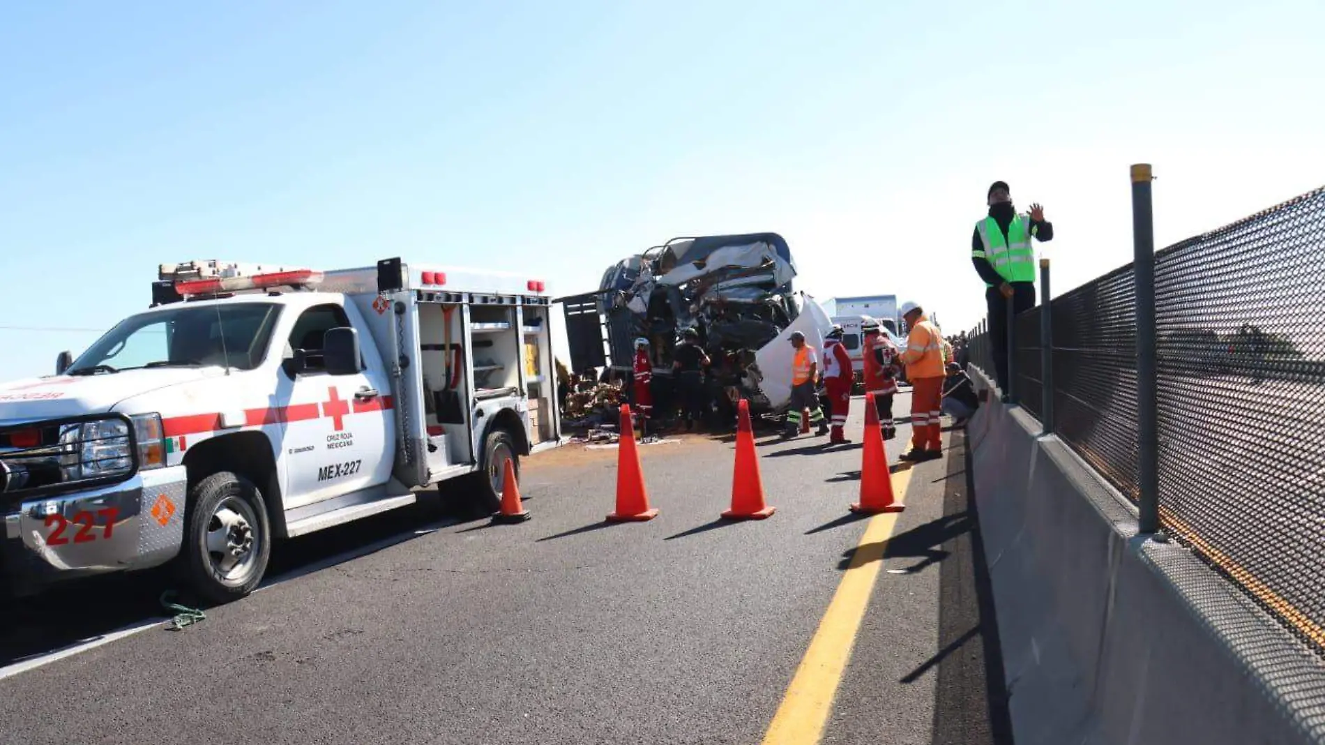 Accidente circuito exterior mexiquense-5